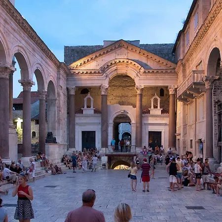 Pensjonat Luxury Kokola Split