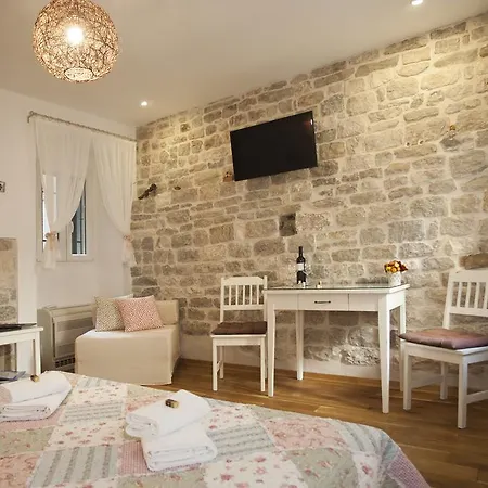 Luxury Kokola Penzion 4*