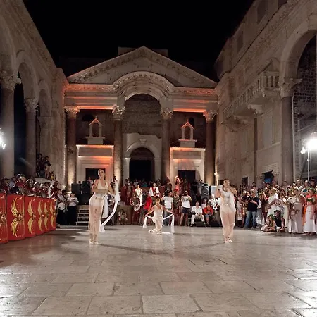 Luxury Kokola Σπλιτ